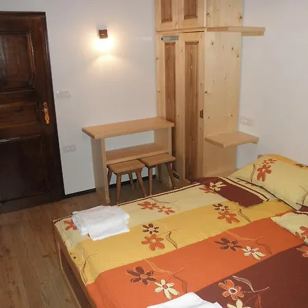 Alpesi faház Cumar *